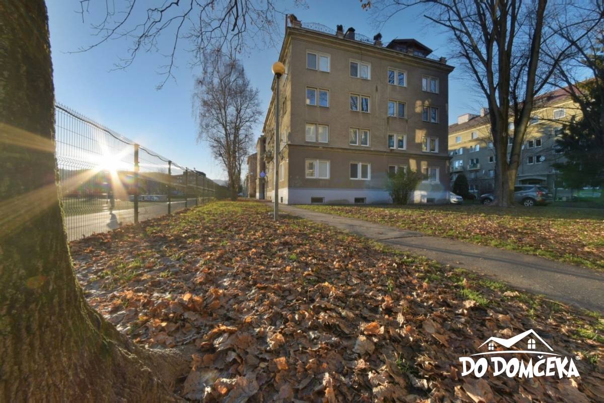 PREDANÉ 3-izbový byt po kompletnej rekonštrukcii na ulici Trieda SNP, Banská Bystrica